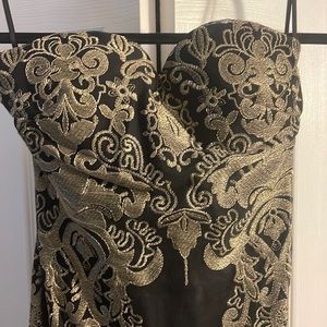 Strapless gold embroidery long dress